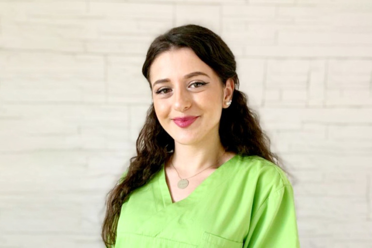 Zahnarzt Köln-Ostheim – Kroll & Apostologlou – Team – Selma Zahnarzt Köln-Ostheim - Kroll & Apostologlou - Team - Selma